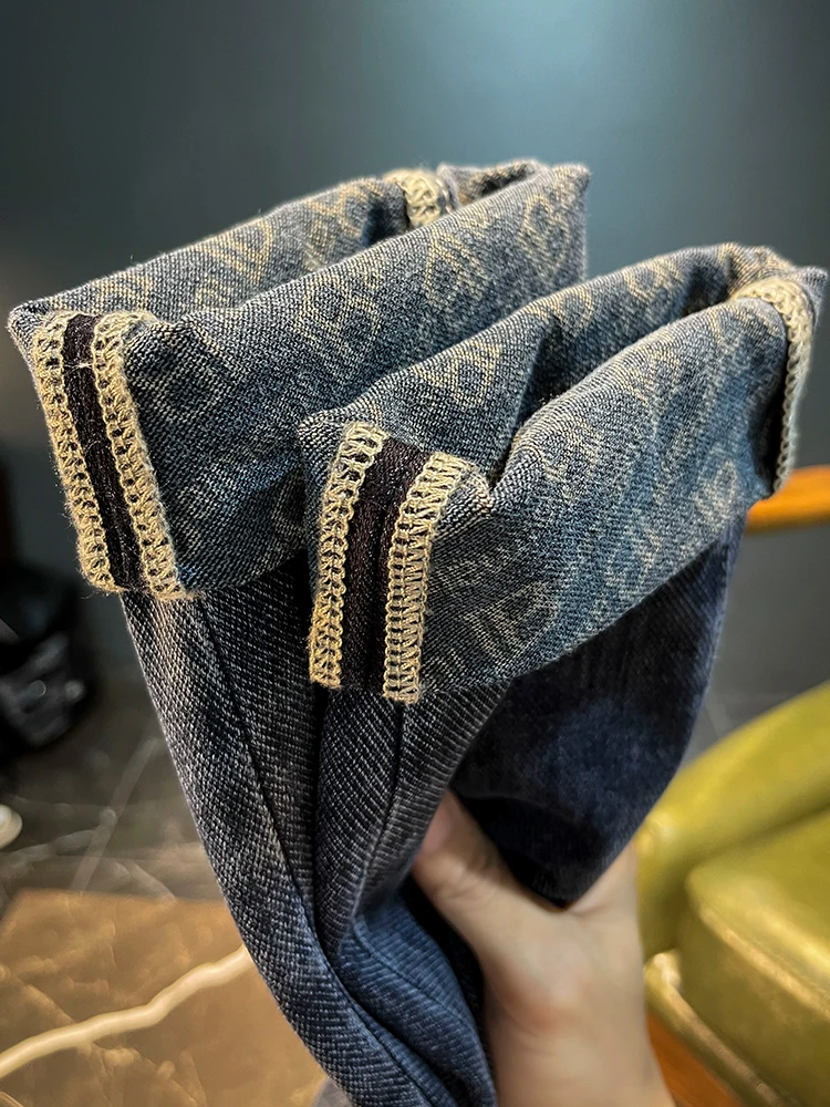 Men Jeans Embroidery Geometric Zipper Fly Slim Mid Softener Denim Pencil Pants Lightweight Full Lengt High Street Red Ear Tannin