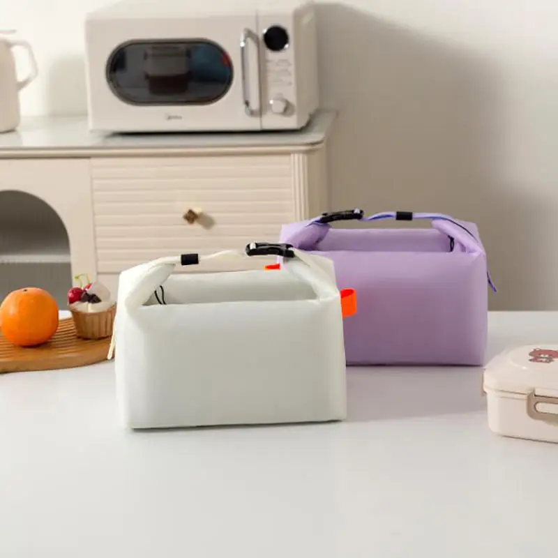 Portable Insulated Lunch Bag with Aluminum Foil Lining for Food Storage and Picnics