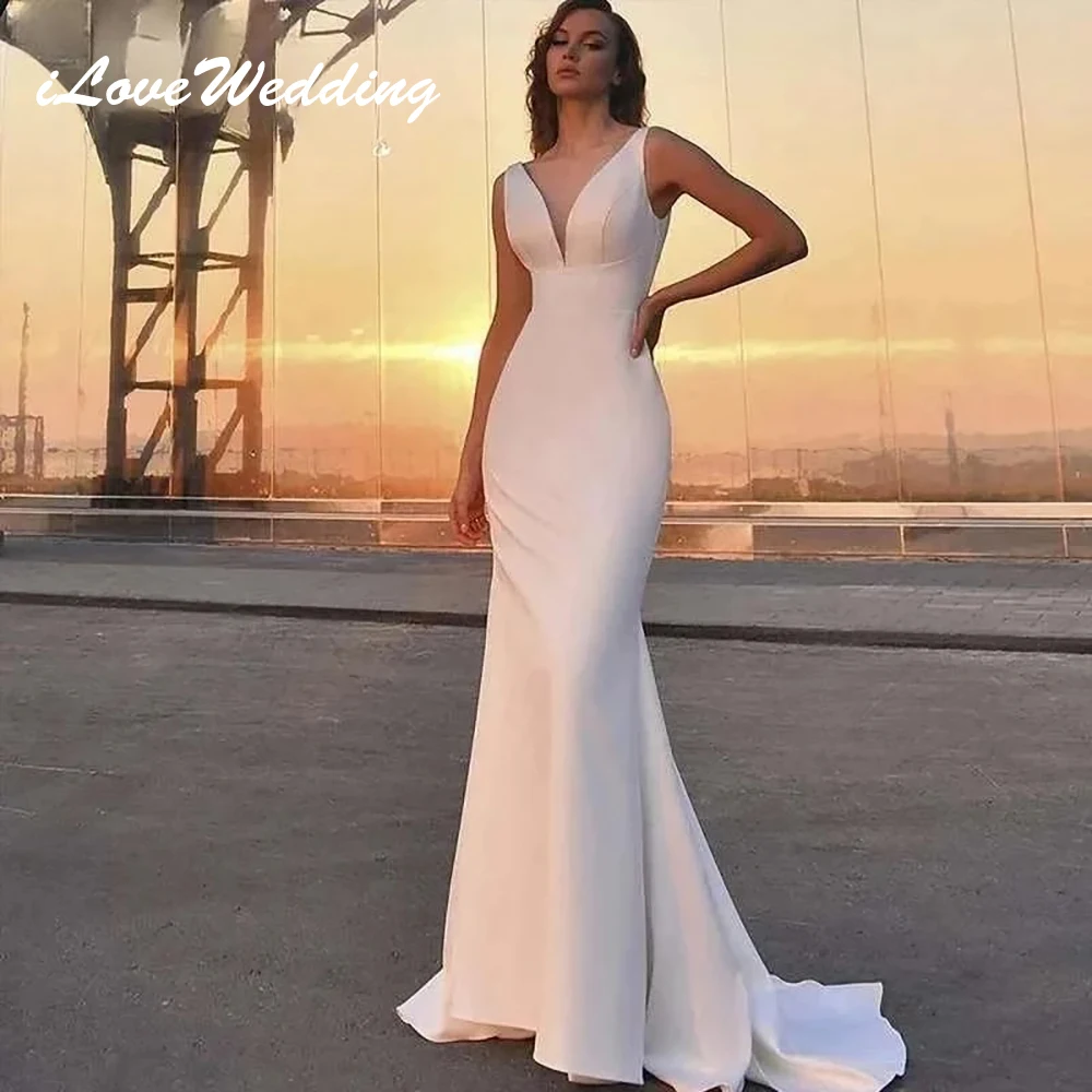 

ILoveWedding Simple Women Open Back Sexy V-Neck Wedding Dress 2024 Sleeveless Satin Bridal Gowns Sweep Train Vestidos De Novia