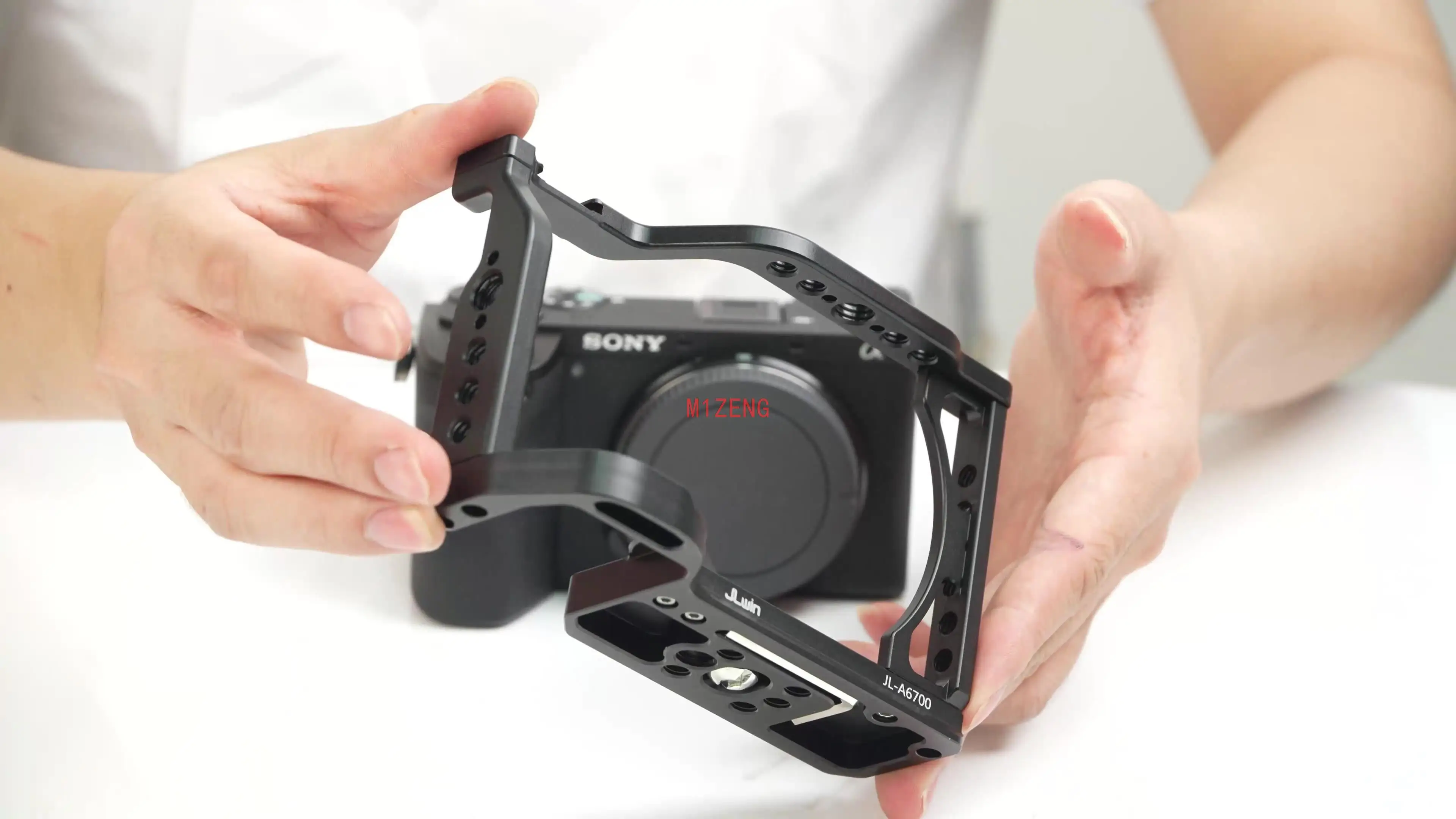 quick release Rabbit cage Rig Handle Film Arm support bracket Stabilizer for SONY A6700 camera video led microphone tripod