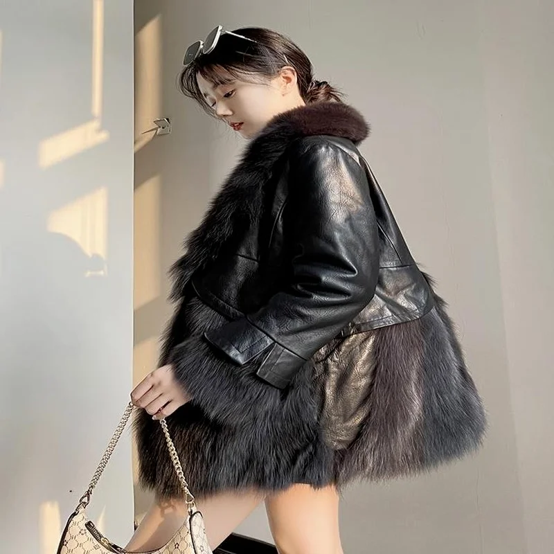 Faux Fur  Women Winter Coat Wool 2021 Winter The New Female Faux Fox Fur Black Thin Splicing