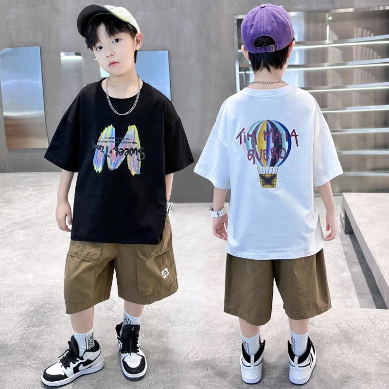 Neues Jungen-Bekleidungsset Sommer Teenager Kurzarm-Kleidungsset Buchstaben-Print T-Shirt Shorts 2-teilig Lässige Outfits Kinderkleidung