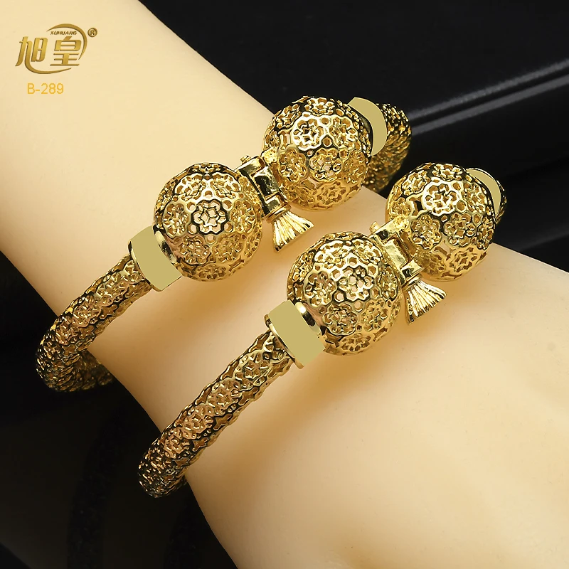 

XUHUANG Dubai 2Pcs/lot New Designer Copper Bangles Bracelet Arabic Charm Bangles African Bridal Wedding Party Jewelry Gifts