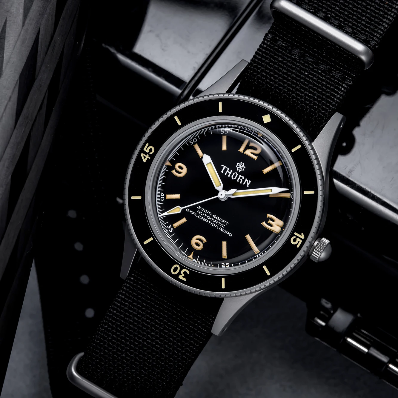 Thorn-自動メカニカルダイビングウォッチ、メンズレトロウォッチ、nh35
