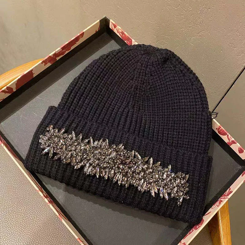 

Winter Women Rhinestone Beanies Hats Ladies Elastic Knitted Beanie Skullies Hats For Female Warm Autumn Bonnet Skiing Caps