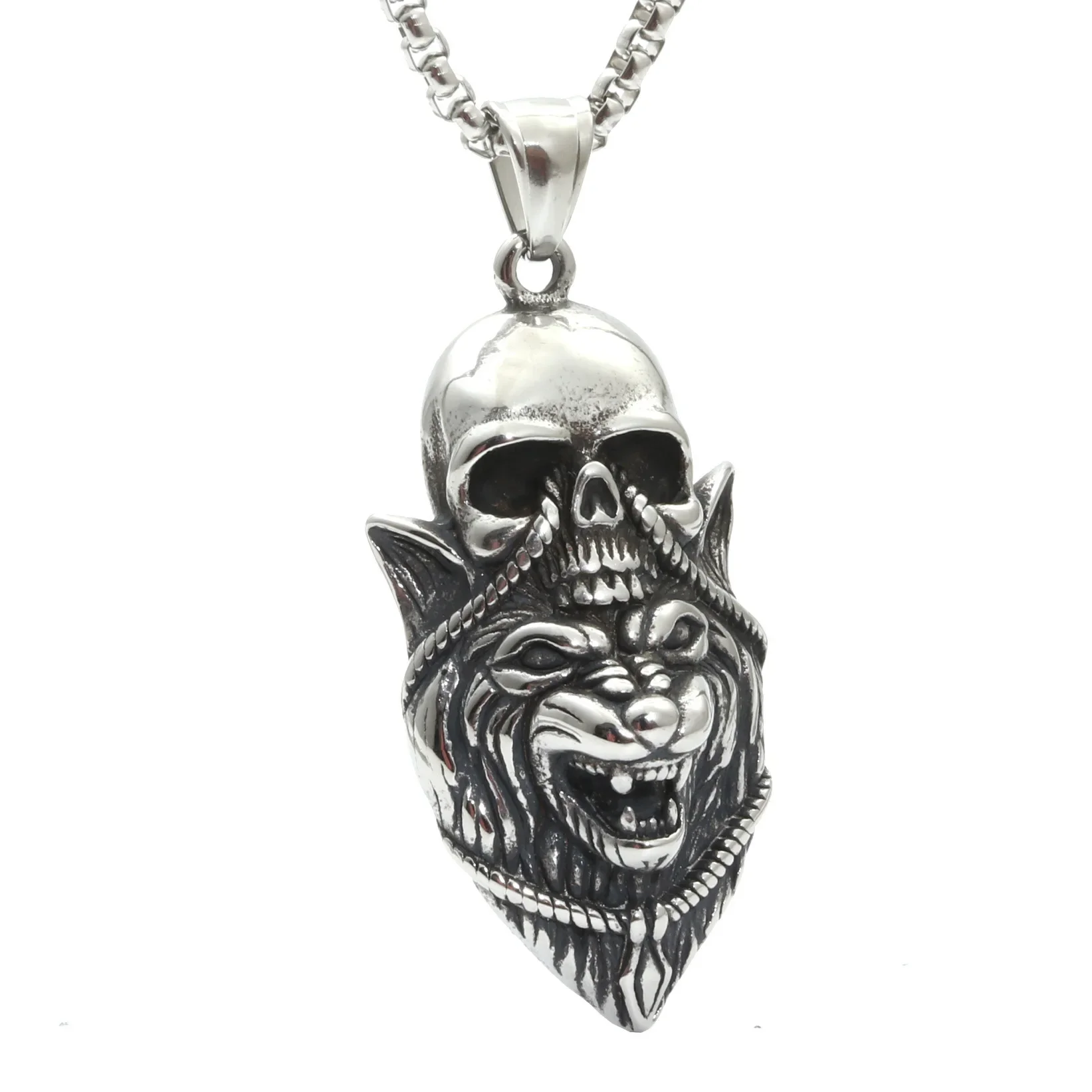 

CHUANGCHENG Vintage Viking Tribal Wolf Head Skull Pendant Stainless Steel Men's Necklace Chain Jewelry Accessories