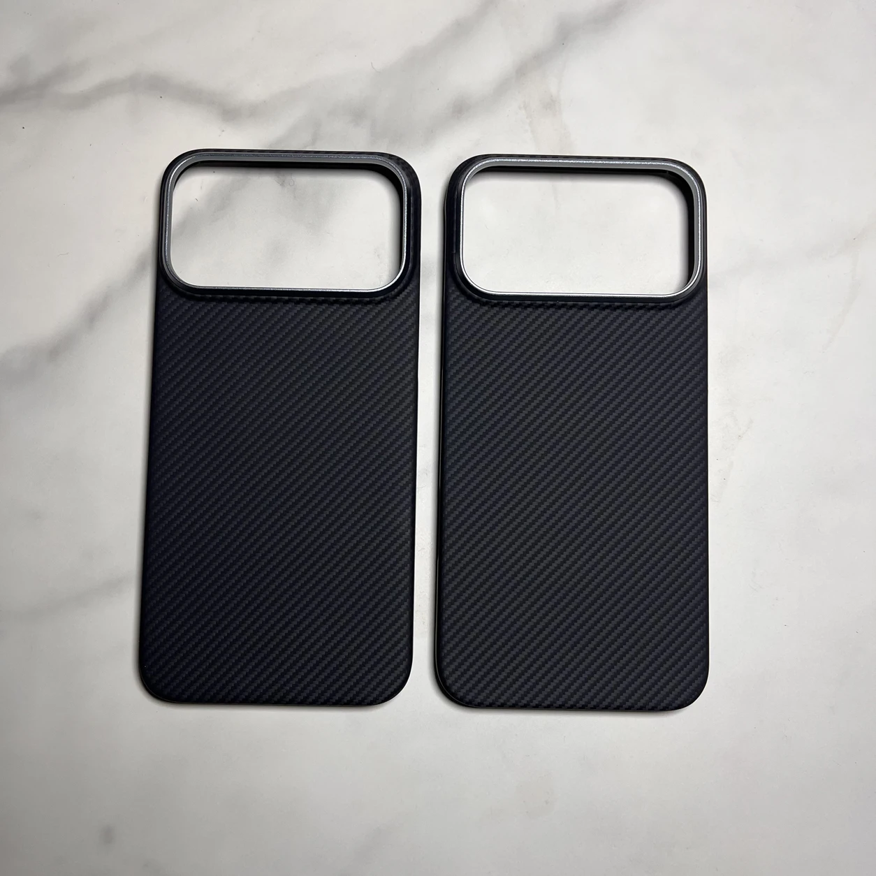 Ultra-Thin Carbon Fiber Aramid Magnetic Phone Case with MagSafe Compatibility