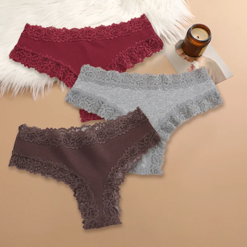 Women's Floral Lace Cotton Panties - Trendy Patchwork Briefs (3-Pack)