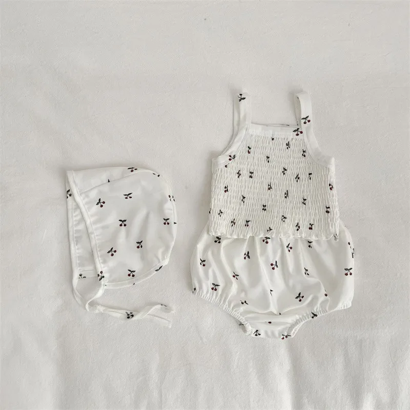 

2023 Summer New Baby Bikini Strap Split Swimsuit Print Clothing Set Girls Shirt + Shorts + Cap 3 Pieces Suit Swimwear Clothes