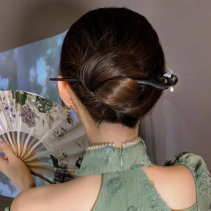 

Coiled Hair Artifact Hair Blossom High-End Sense Headwear Butterfly Hairpin Woman Summer Super Fairy Elegant Cheongsam Hairpin