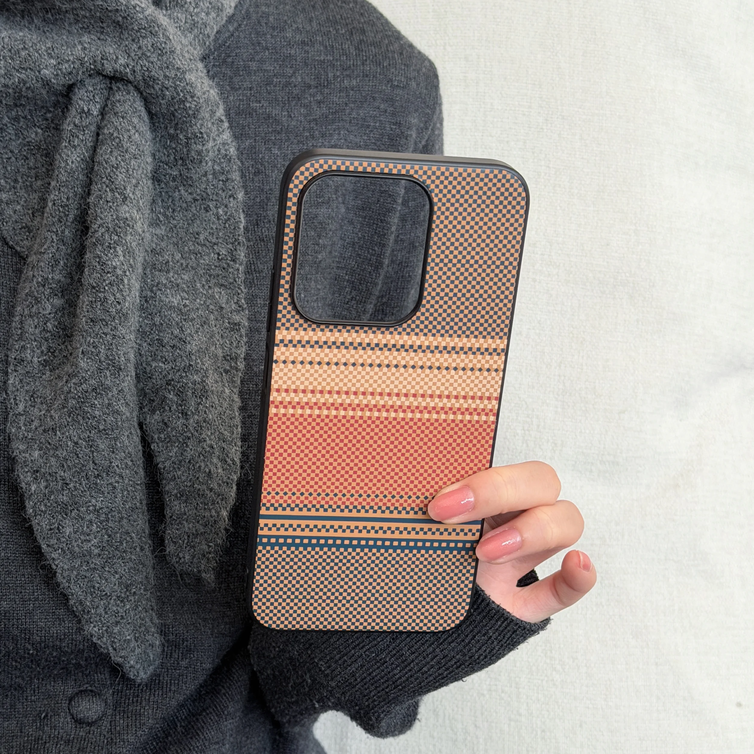Contrasting Fiber Pattern Shockproof Mobile Phone Case Cover