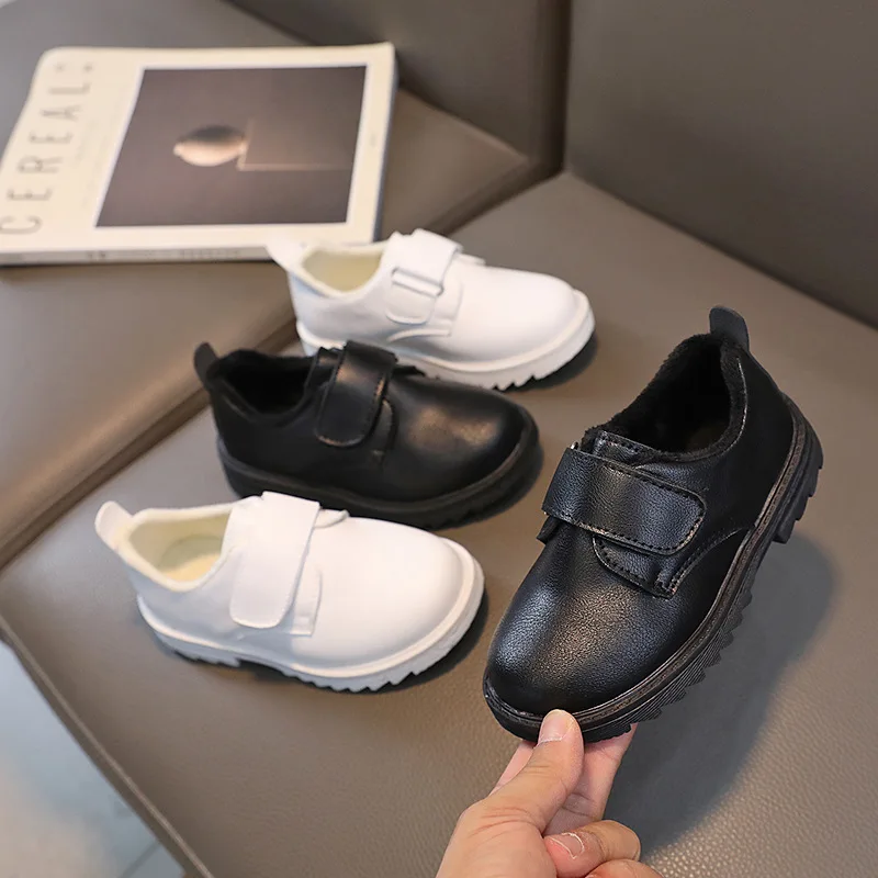 2023 Boys Casual Shoes Drop Shipping Beige Black Uniform School Shoes Kids Versatile Soft Children Leather Shoes Hook & Loop PU