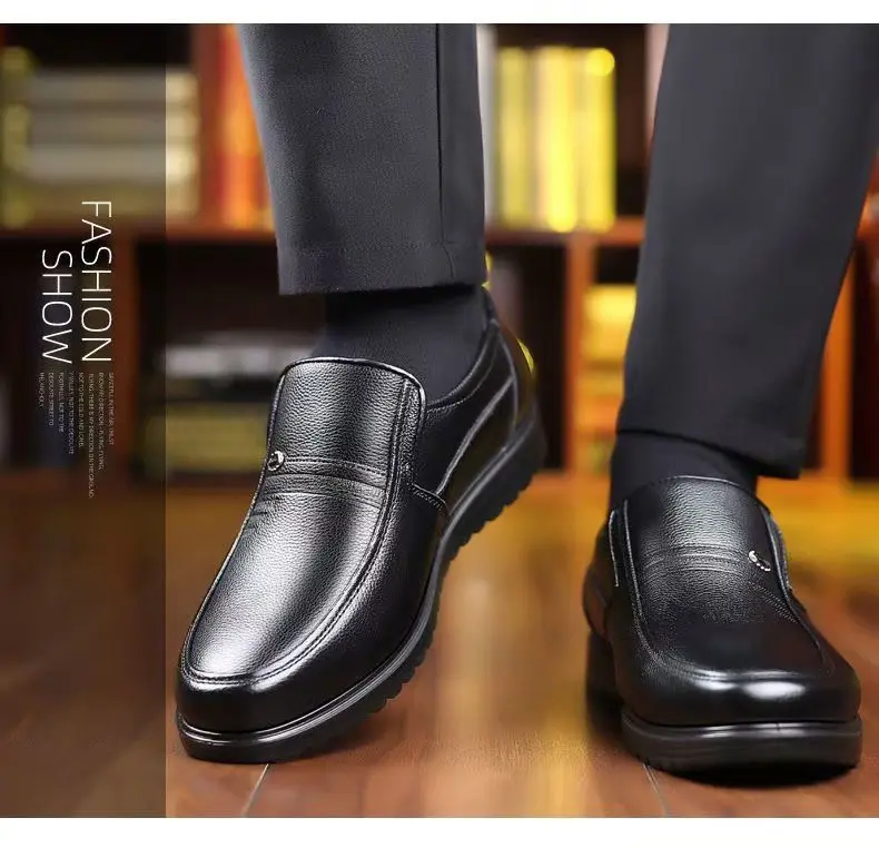 أحذية من الجلد العسكري من الدرجة الأولى أحذية رجال الأعمال غير الرسمية أحذية سفلية ناعمة 100% من جلد البقر بالكامل تخفيضات خاصة