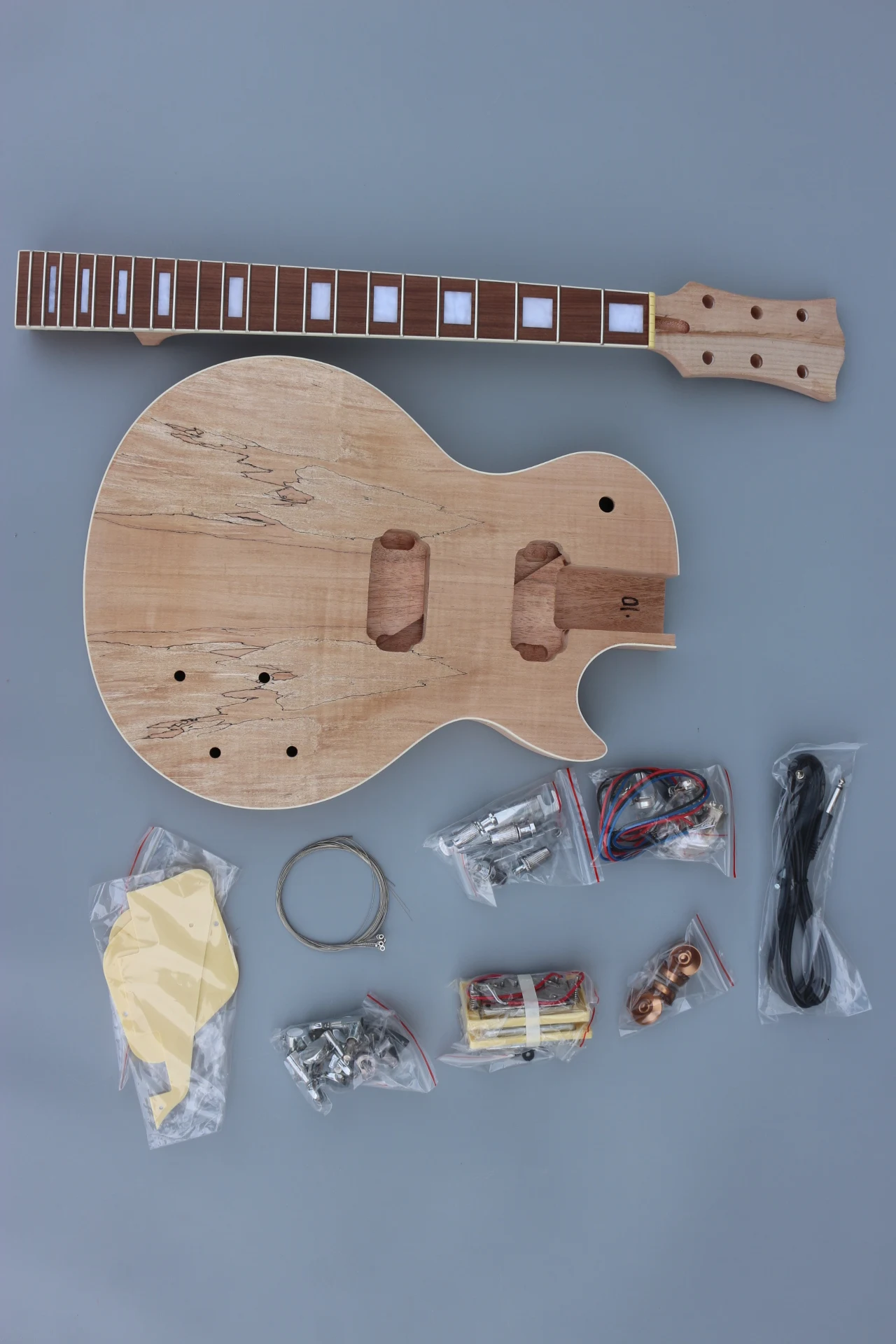 

Yinfente 1Set Electric Guitar Kit Guitar Body Mahogany Guitar Neck 22fret 24.75inch Rosewood Fretboard with Guitar Hardwares