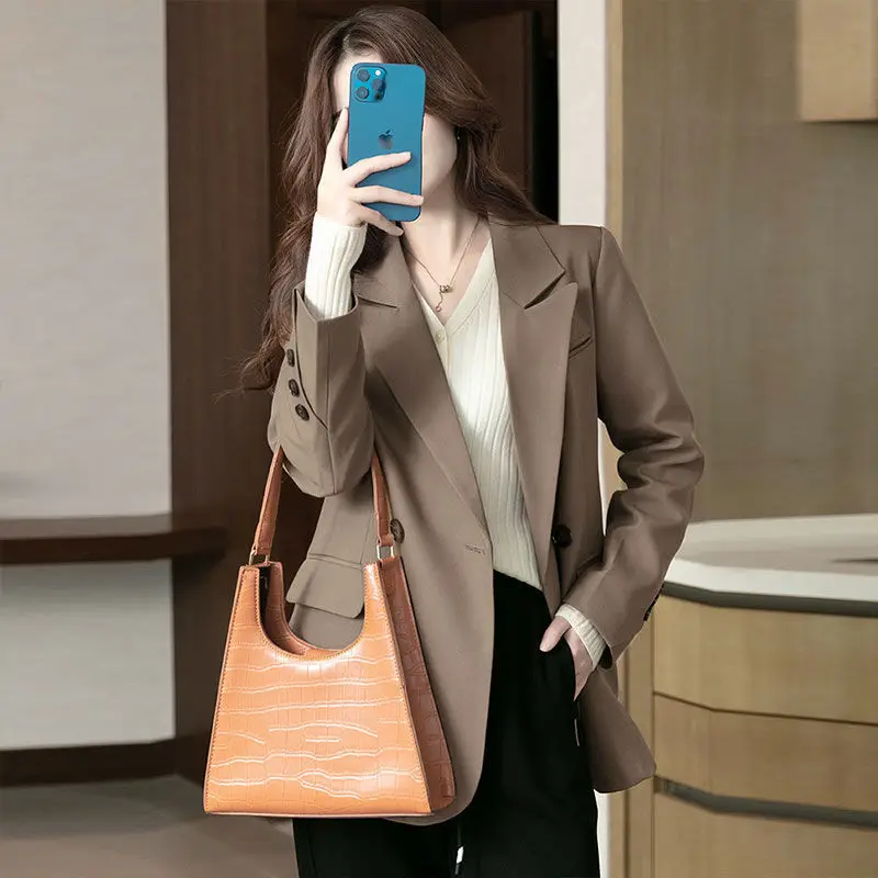 

One Piece Female Suit Coffe Luxury Fashion Woman Blazer 2022 Spring Autumn Overcoat Women's Jacket Elegant Blazers Mujer Chic