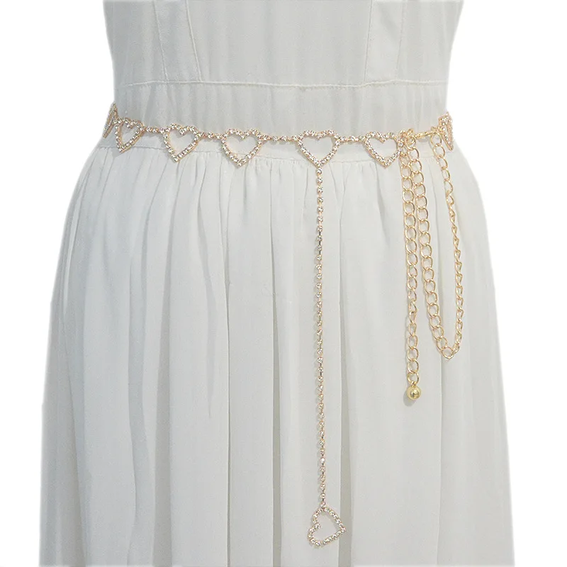 

Модный женский ремень с пряжкой