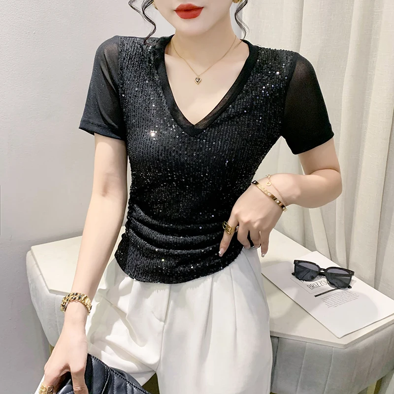 

2023 New Summer Korean Clothes T-Shirt Women Chic Sexy V-Neck Spliced Draped Sequin Tops Short Sleeve Drill Hand Made Tees 35082