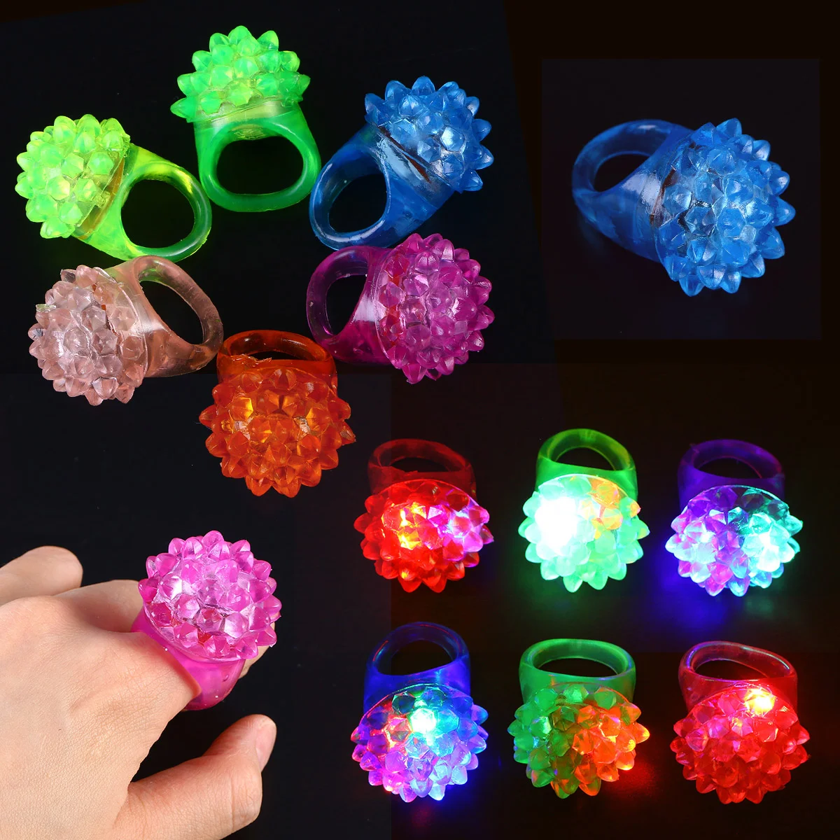 

LED Strawberry Flashing Light Rings Blinking Party Soft Light Up Glow Jelly Finger Rings Fun Party Decoration Random Color