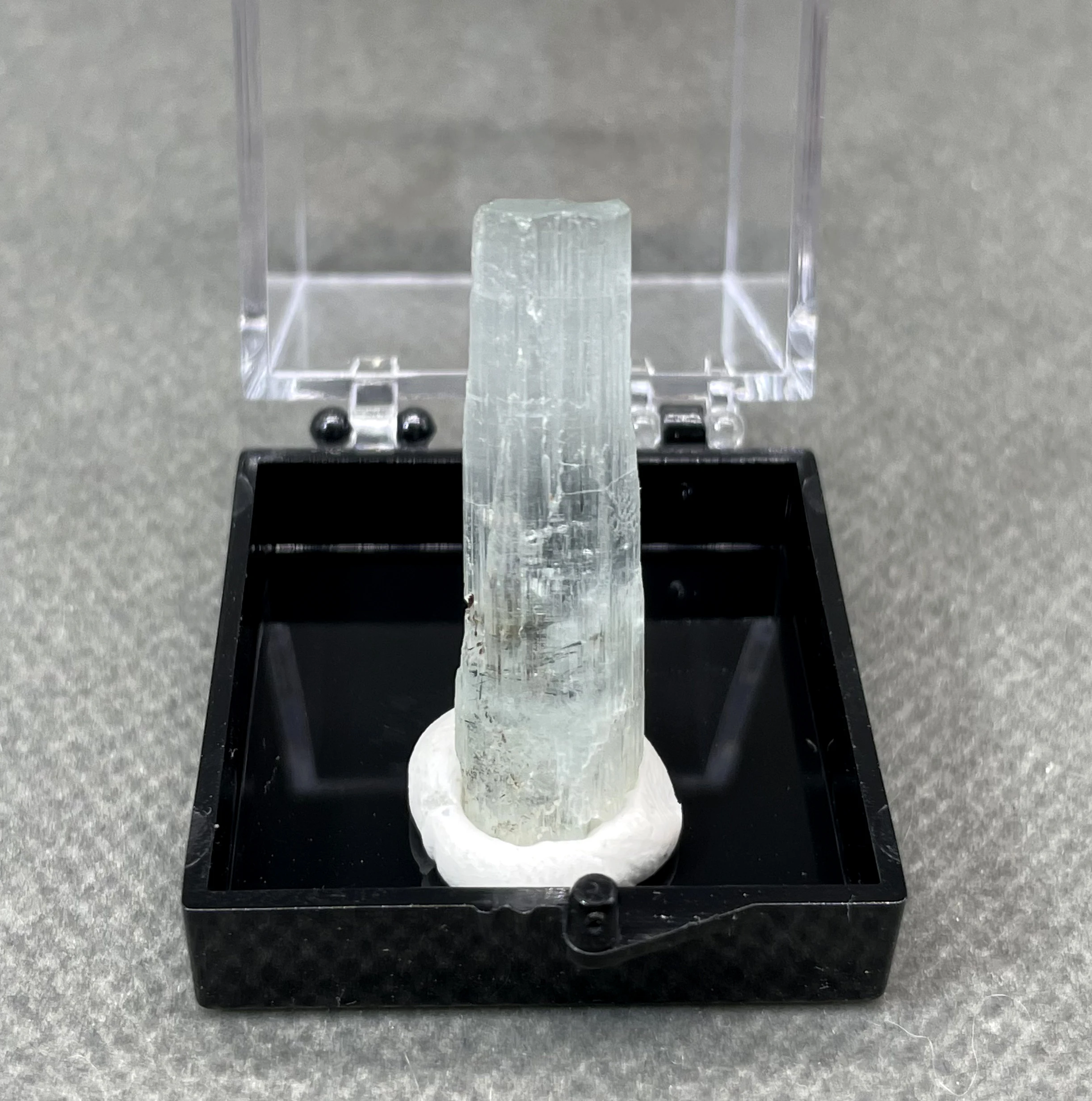 Natural Brazil Aquamarine Mineral specimen + box size 3.4cm + healing quartz crystals and stones rock gemstone 3