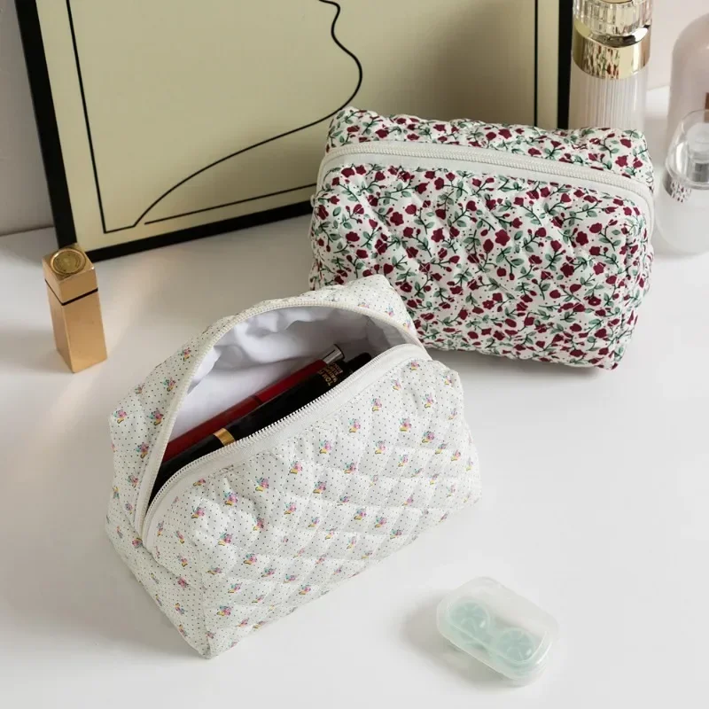 Quilted Floral Makeup Bags Zipper Cute Print Flower Storage