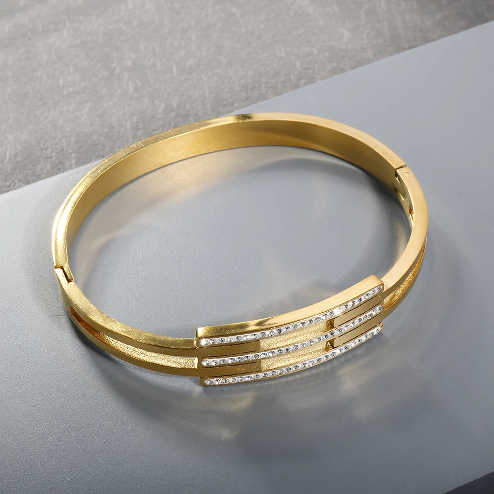Luxury High-end Three Layer Inlaid Zircon Stainless Steel Cuff Bracelet 18 K Gold Plated Waterproof Clasp Bangle Fine Jewelry 5