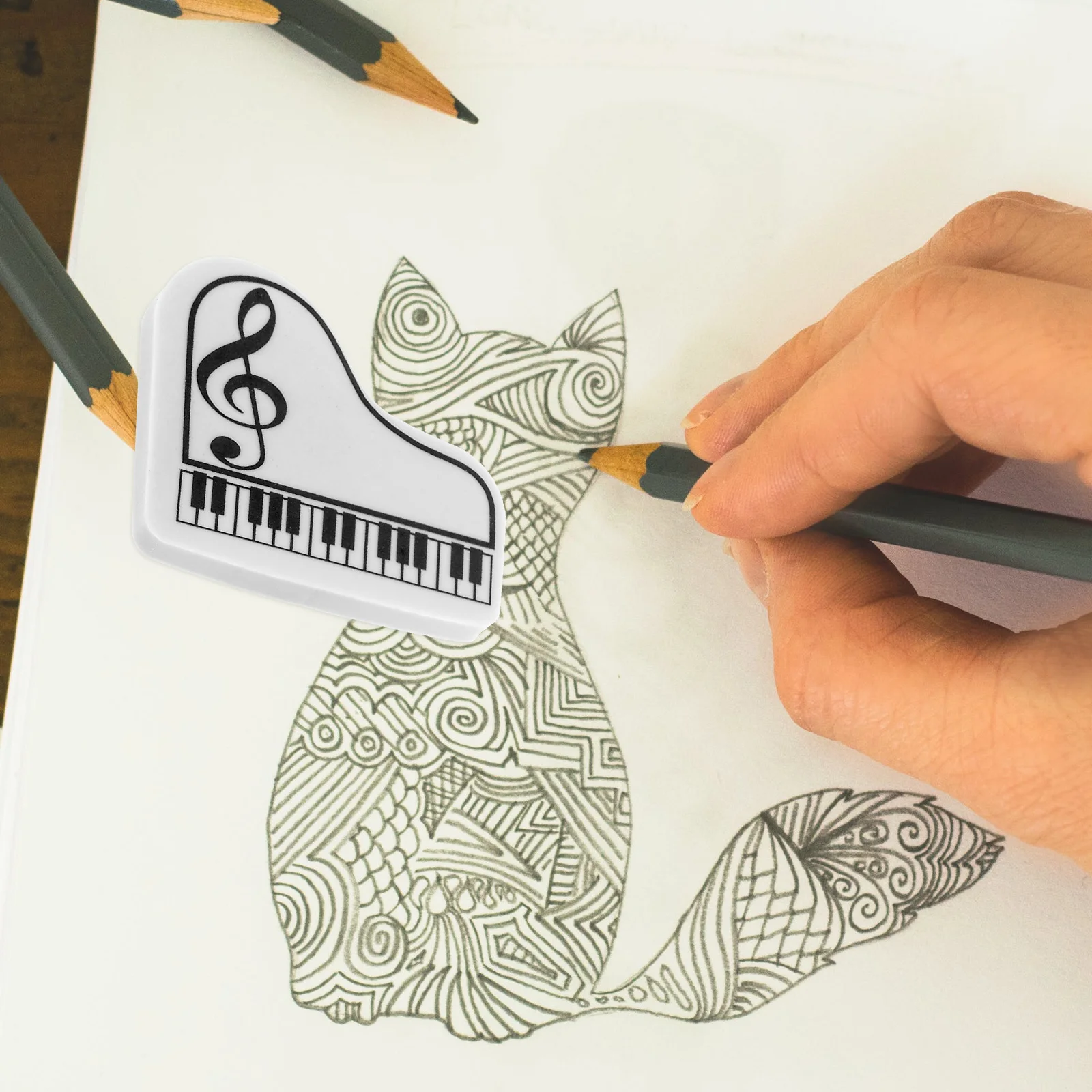 Рисунок 5 - Ластики в форме пианино