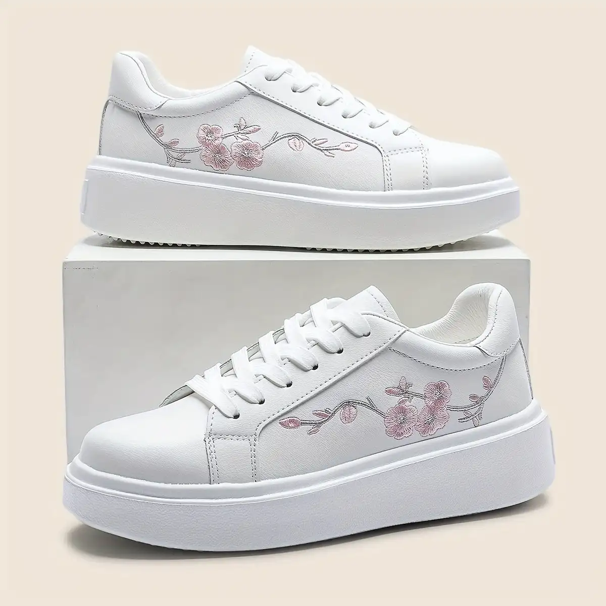 

Women's Floral Embroidered Low Top Sneakers, White Color Round Toe Lace-up Sports Shoes, Casual Walking Shoes