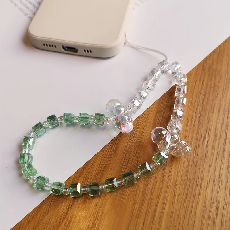 Mobile Phone Lanyard Wrist Strap Round Bead Pendant Handmade Beaded Cloud Phone Chain Womens Cute Pendant Anti Loss 