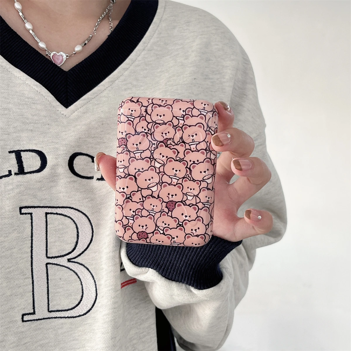 Cute little animal pattern Appearance Suitable for iphone Original external battery protection cover and charging treasure case