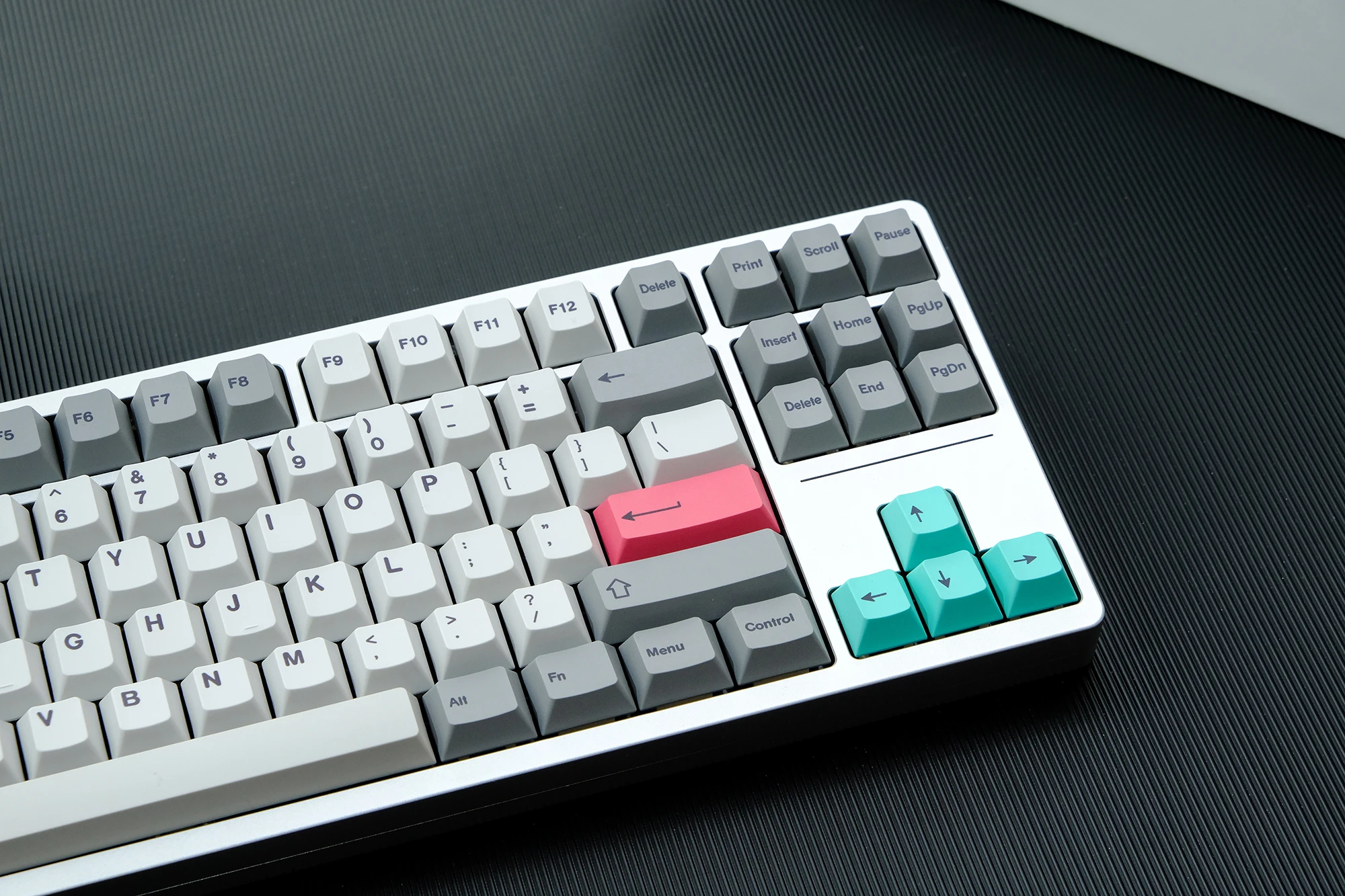 9009 Modern Dolch-Luz Retro Cherry Perfil ISO