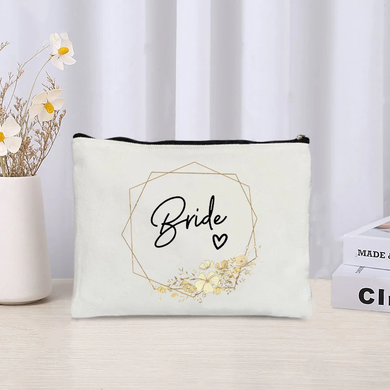 Bridesmaids Gift Cosmetic Bags for Wedding Decorations Flowers Pattern Team Bride Gifts Bags for Bachelorette Party Wallet 2