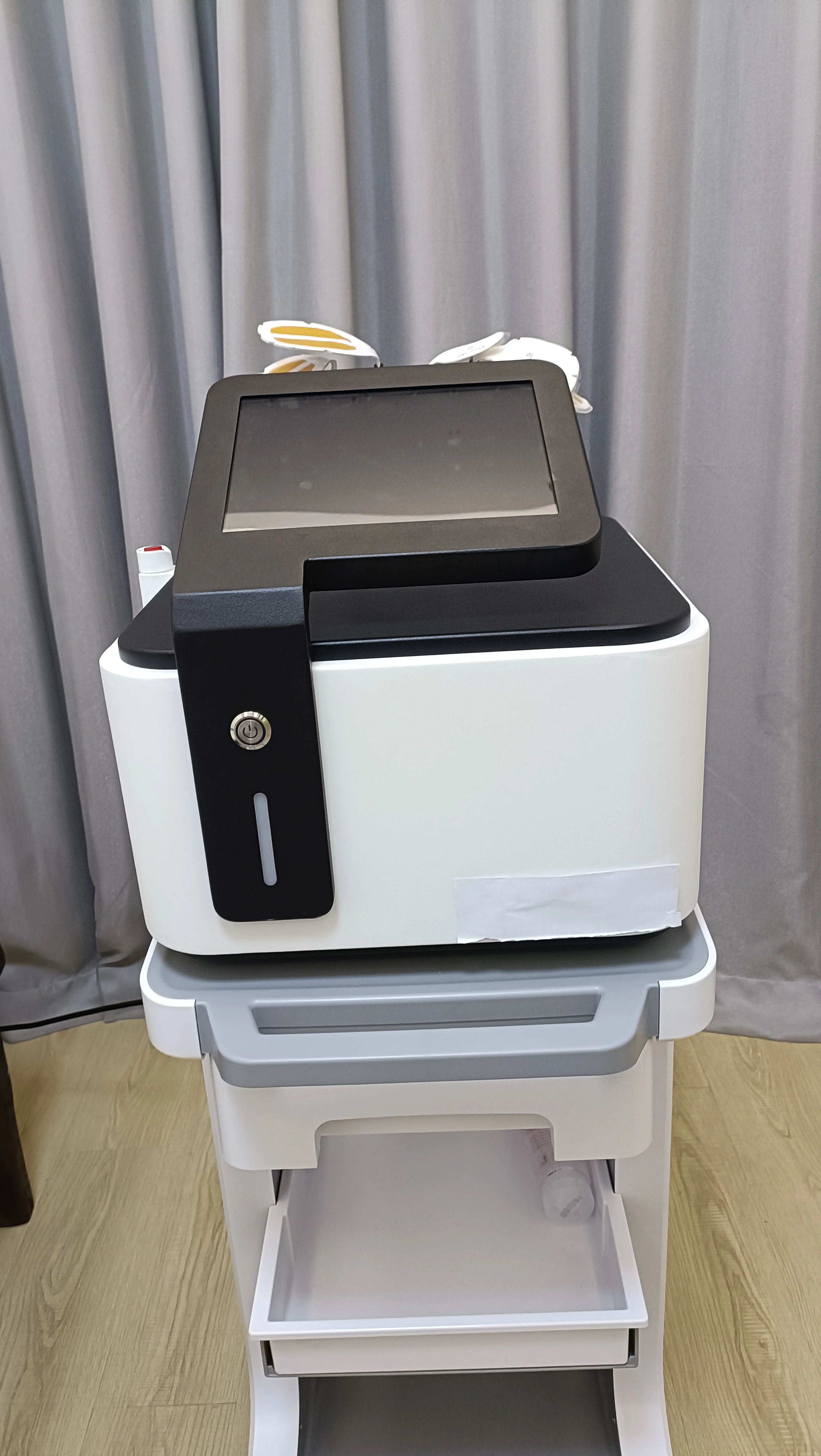 

EMS Face Massager Magnetic RF Skin Tightening PE Facial Beauty Microcurrent Lift Machine Salon Use Peface Muscle Stimulate