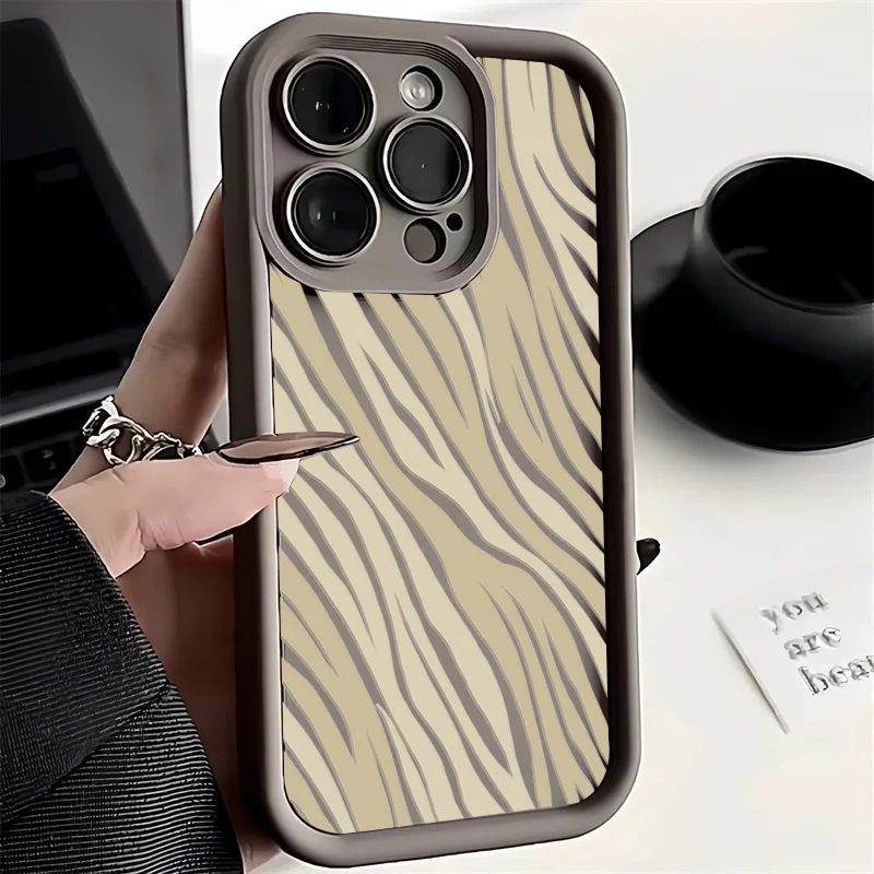ゼブラストライプ柄シリコン電話ケース iPhone 16 ケース iPhone