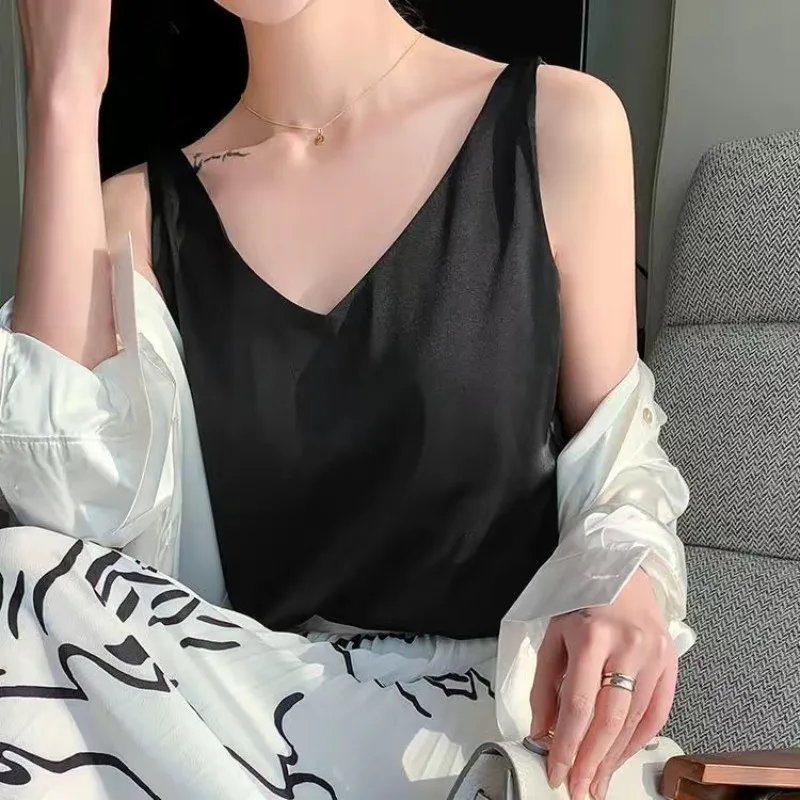 Ice Silk Women Summer Tanks Camis Vest Fashion Casual Senza Maniche Ladies Street Tanks Top Tees Hotsweet