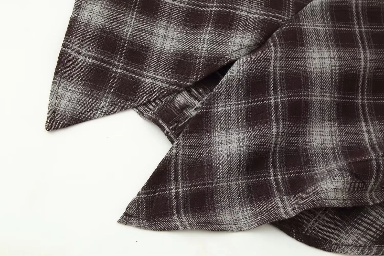 Women Chic Sexy Plaid Long Sleeved Shirt Spring Autumn New Female Casual Blouse Tops Trendy Fashion Lady Vintage Shirt Streetwea