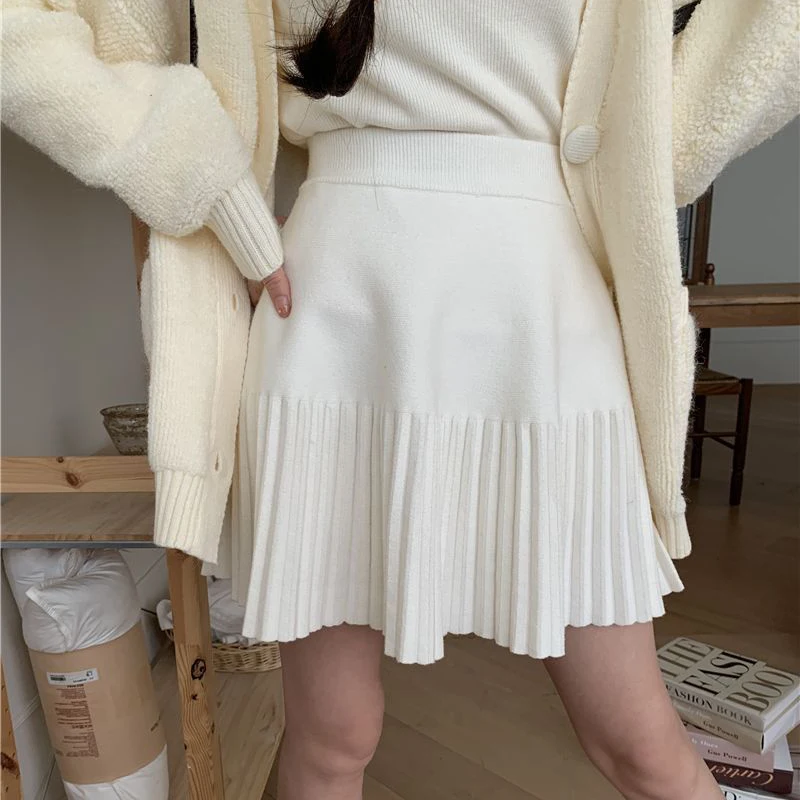 Autumn Pleated Women Mini Skirts Korean Sweet Knitted Slim Female Skirts New Preppy Style Elastic Waist Ladies Casual Skirt InsI