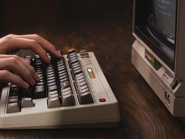 8BitDo Ʈ  Ű-C64 , , 2.4G    3   , PC  10  ȵ̵