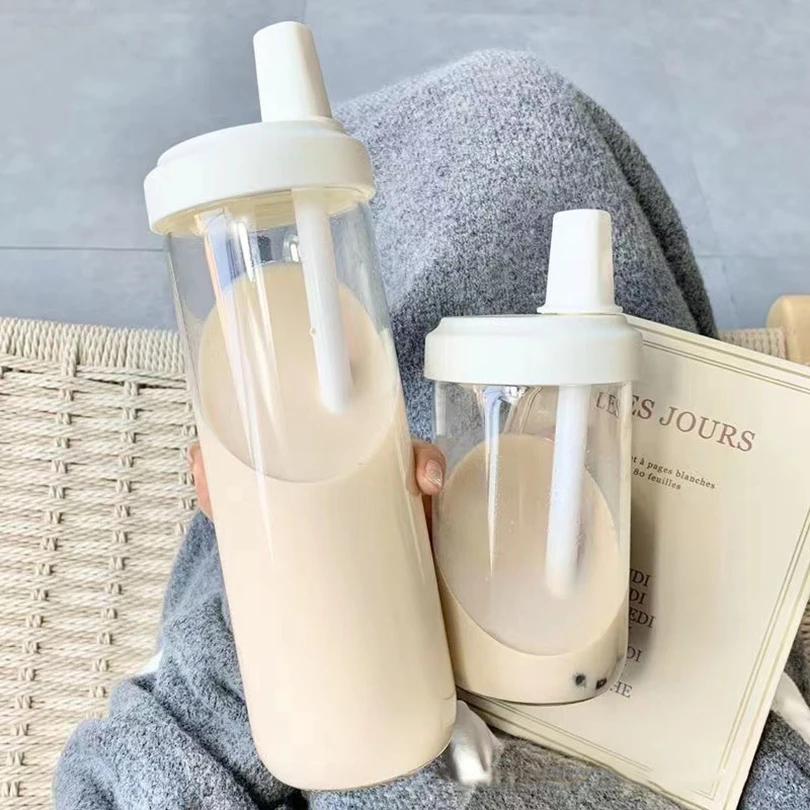 Cute Pearl Milk Tea Straw Plastic Water Bottle with Cup Cover - Drop-proof, Large Capacity Drinkware