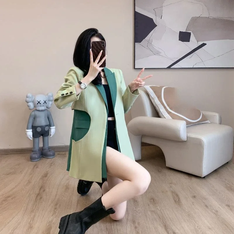 Small Group Casual Suit Coat, Loose and Slim Temperament, Advanced Design Sense, Spring and Summer, New Korean Version, 2023