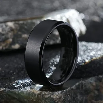 Anelli da uomo in acciaio inossidabile, colori: colore nero dorato argentato, taglie USA 6-13, anelli semplici da uomo