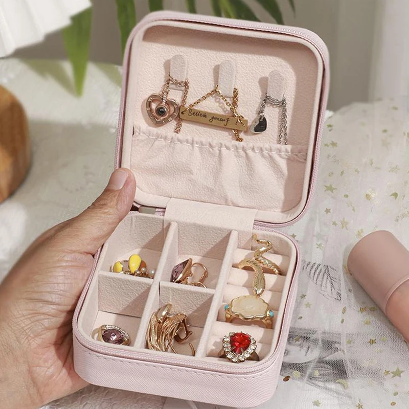

1Pc Single Layer Storage Box Ladies Travel Jewelry Box Classic Black Pure White Fashion Pink Storage Jewelry Packaging Display