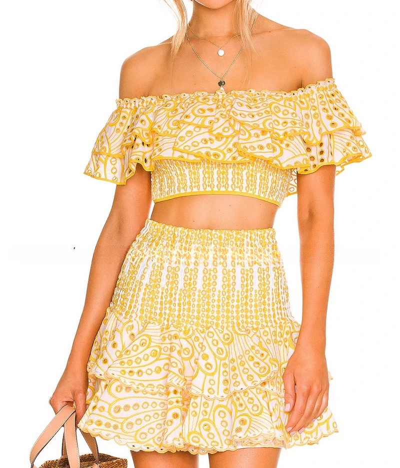 

Женский винтажный комплект из двух предметов, укороченный топ с вырезом лодочкой и юбка с цветочной вышивкой, вечерняя уличная одежда, шикарный женский комплект с юбкой