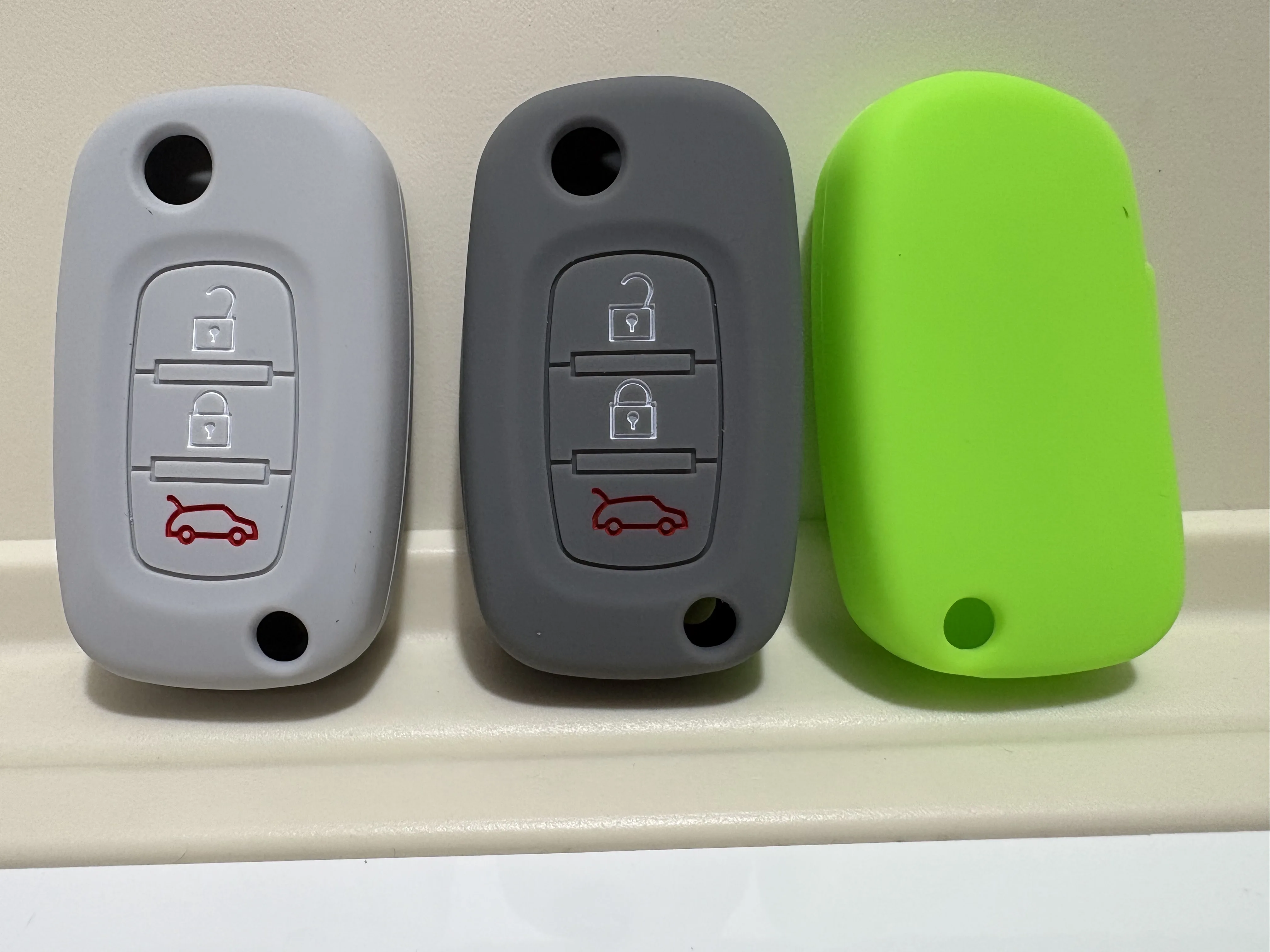 Silicone Rubber 3-Button Car Key Case Cover