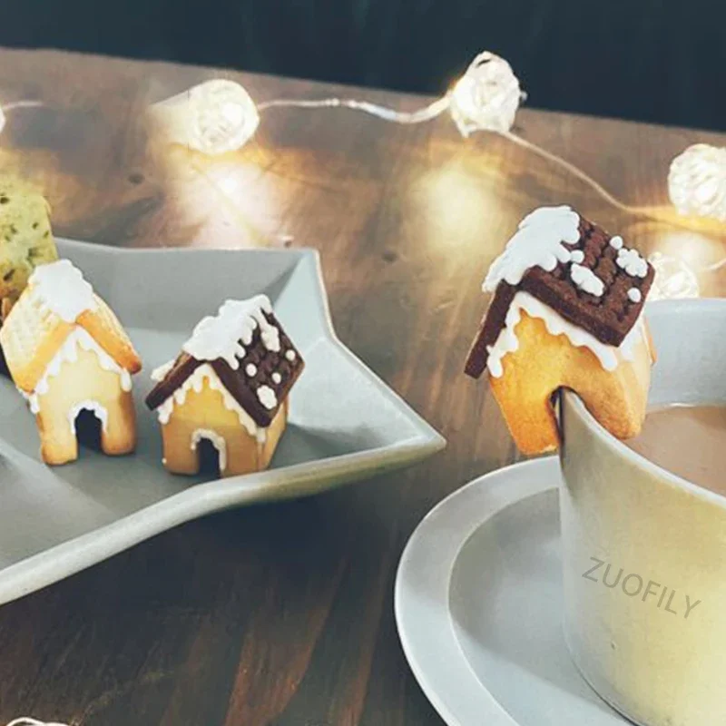 1Set Gingerbread House Cookie Cutter Mold Cartoon Mini Christmas