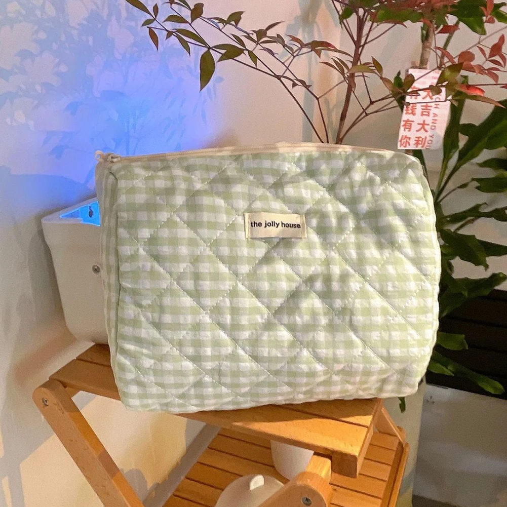 Plaid Checkered Cosmetic Zipper Pouch Quilted Makeup Organizer Storage Bag Cotton Cosmetic Organizer Case for Women and Girls