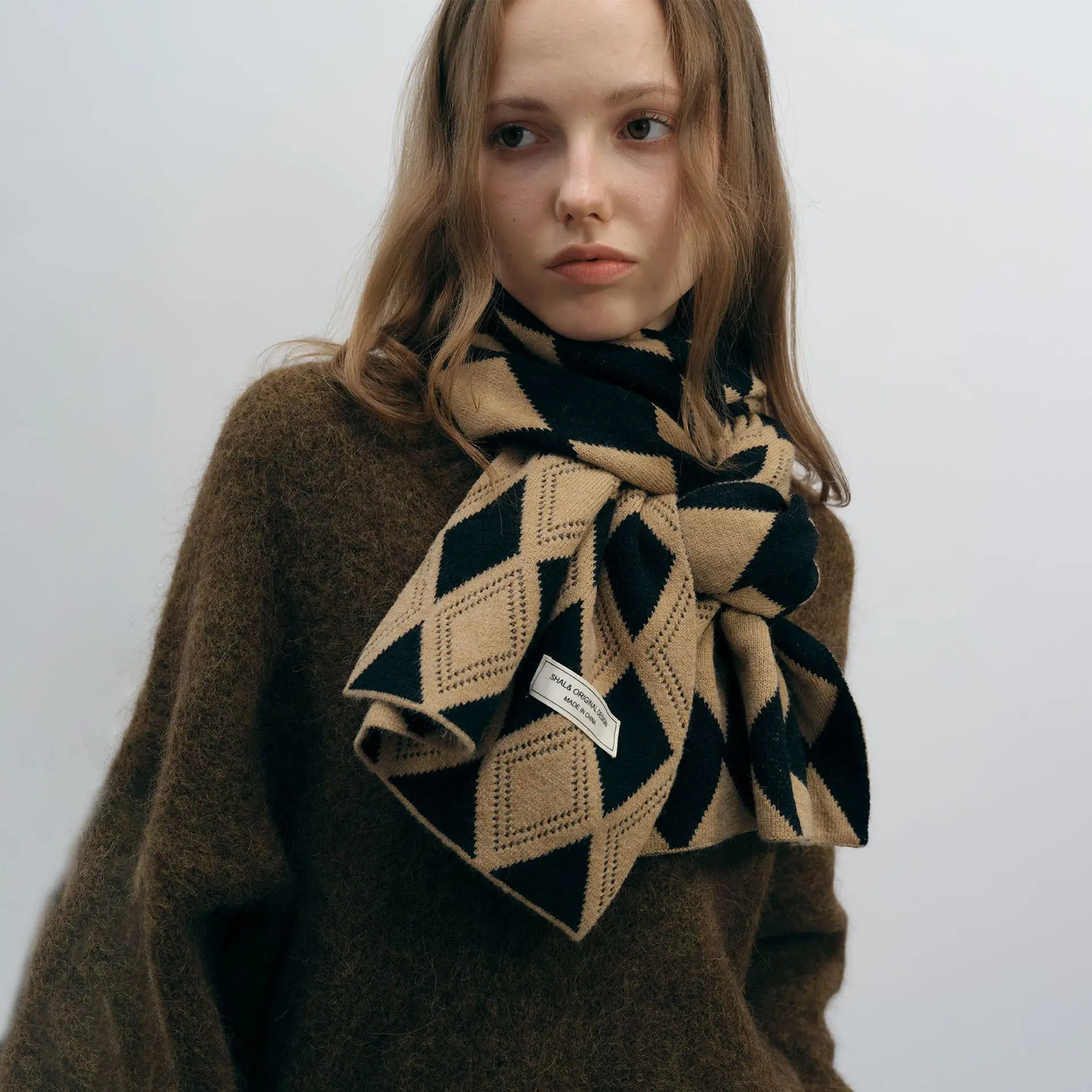 Модный дизайнерский шарф для женщин