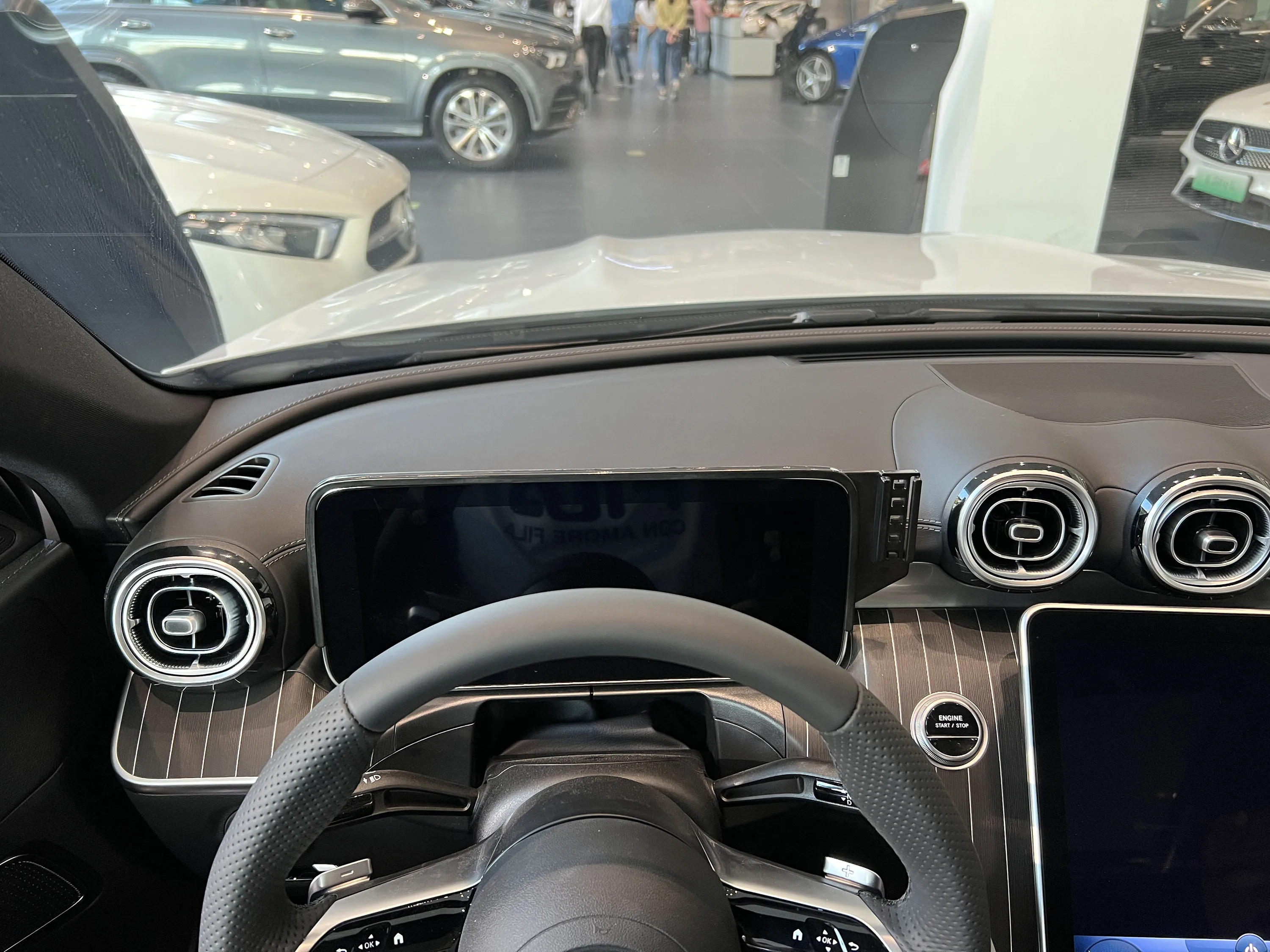메르세데스 벤츠 C 클래스 2022 2023 2024 2025 GLC 2023-2024용 차량용 핸드폰 거치대, 스크린 고정 브래킷 베이스 무선 충전 마운트