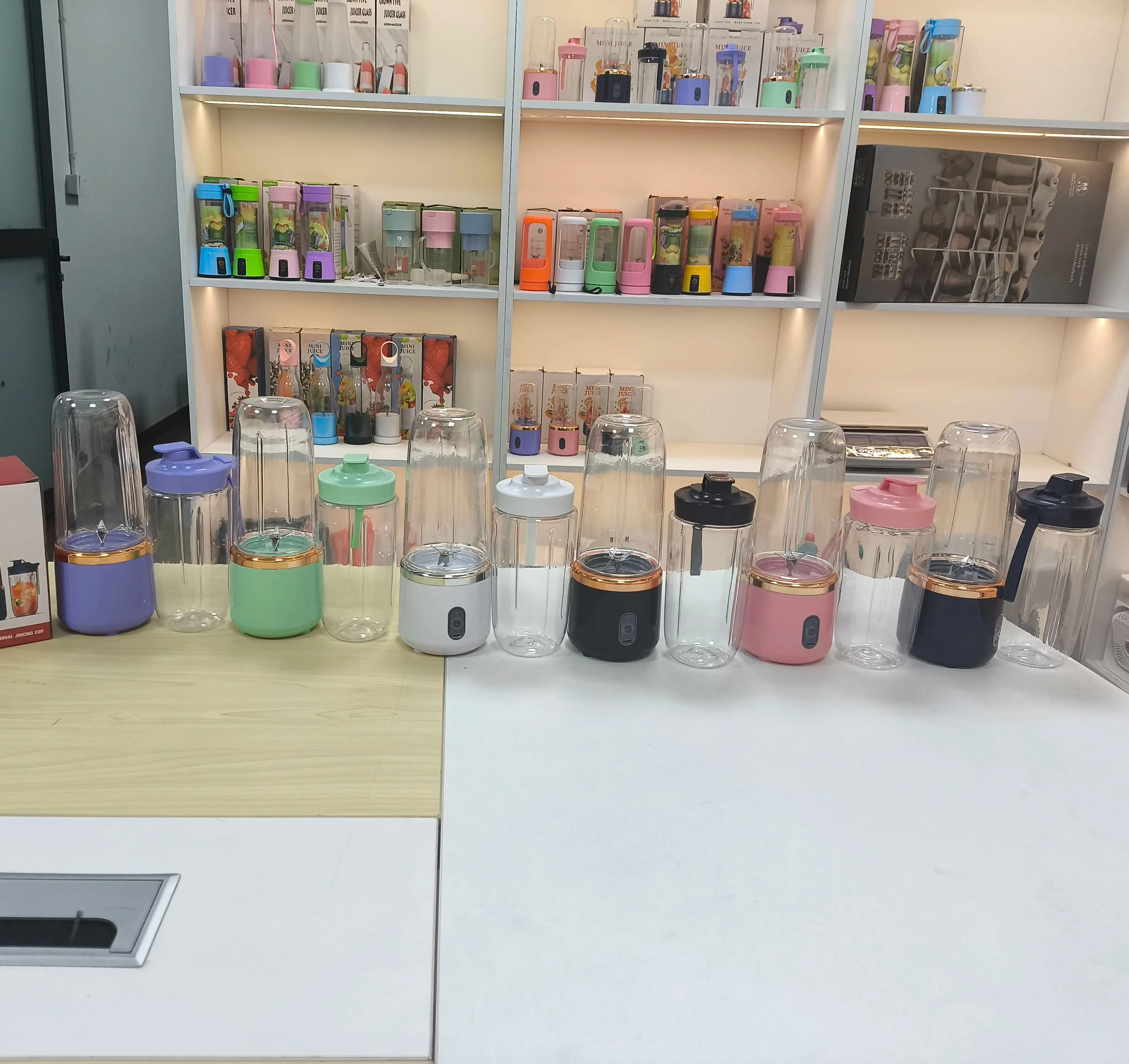 Portable Electric Blender 6 Color 400ml Travel Juicer