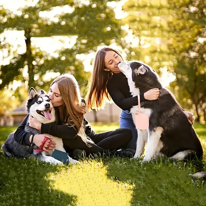 1pc silicone dog treat bag bag portable travel training bag details 7