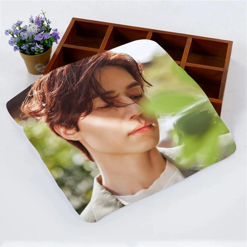 KPOP Lee Dong Wook Face Towel Microfiber Fabric Wash Cloths Hand Towel Portable Multifunctional Cleaning Absorbent Towel 7.11wjy 2